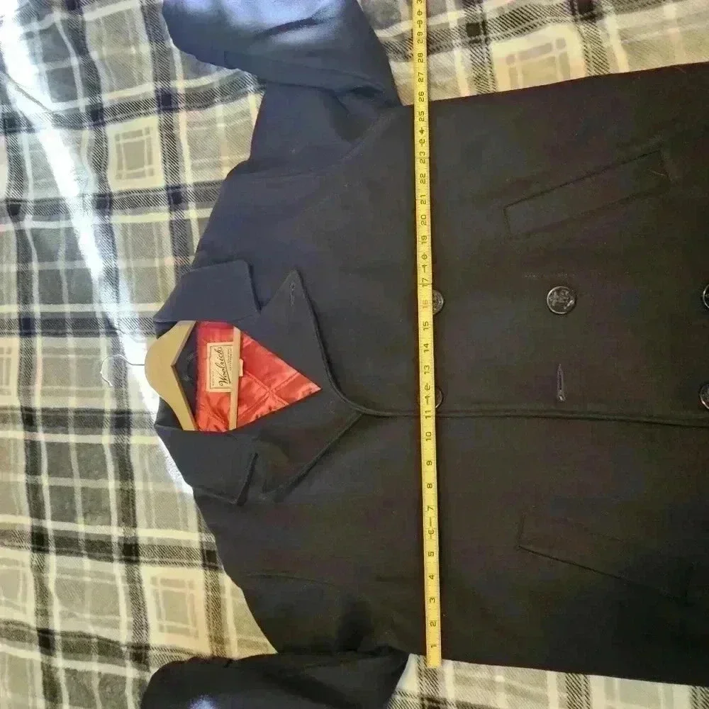 Vintage Woolrich double breasted Large man's navy blue peacoat